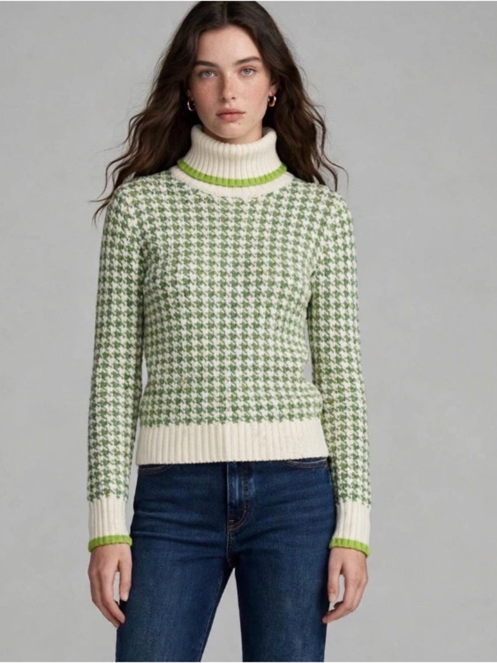 Villager Liz Claiborne Green Cream Tweed Turtleneck Sweater - Vintage